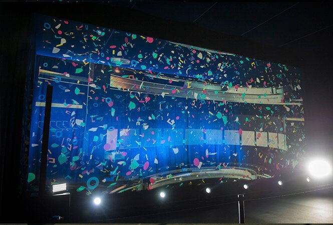 Holographic curtains